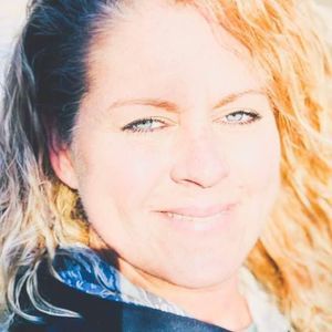 Meet your Posher, April